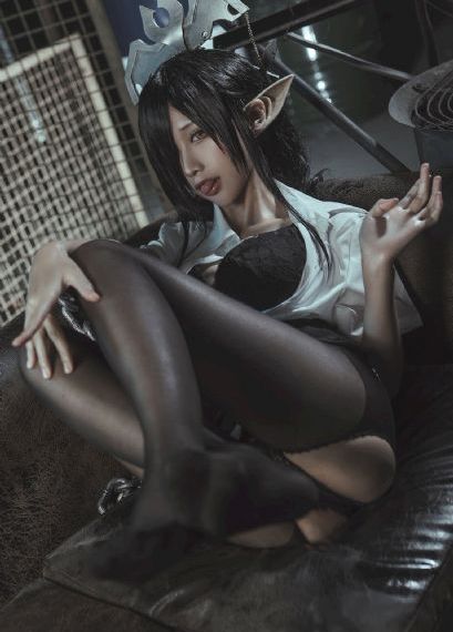 欧美办公室西装男gay_超清在线播放