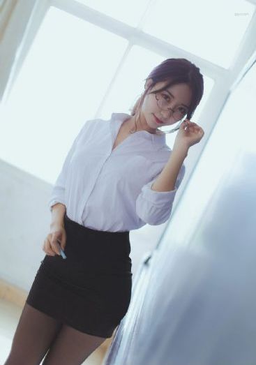 青青草免费观看视频_DVD高清迅雷在线观看