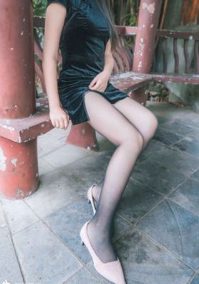 一女两男欧美组合_国产剧HD在线观看
