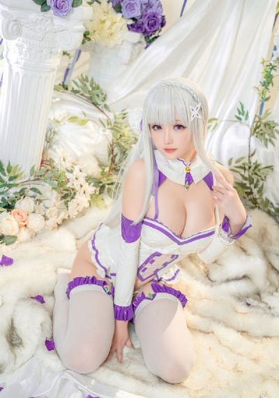 欧美服装特色_DVD免费观看